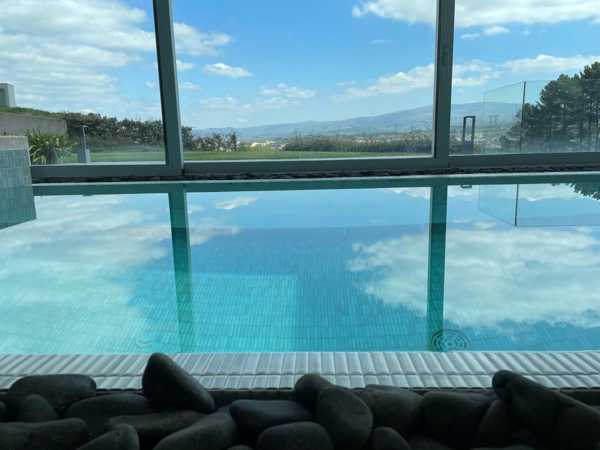 Tres Prismas Exclusive Villa ซาร์เรีย ภายนอก รูปภาพ