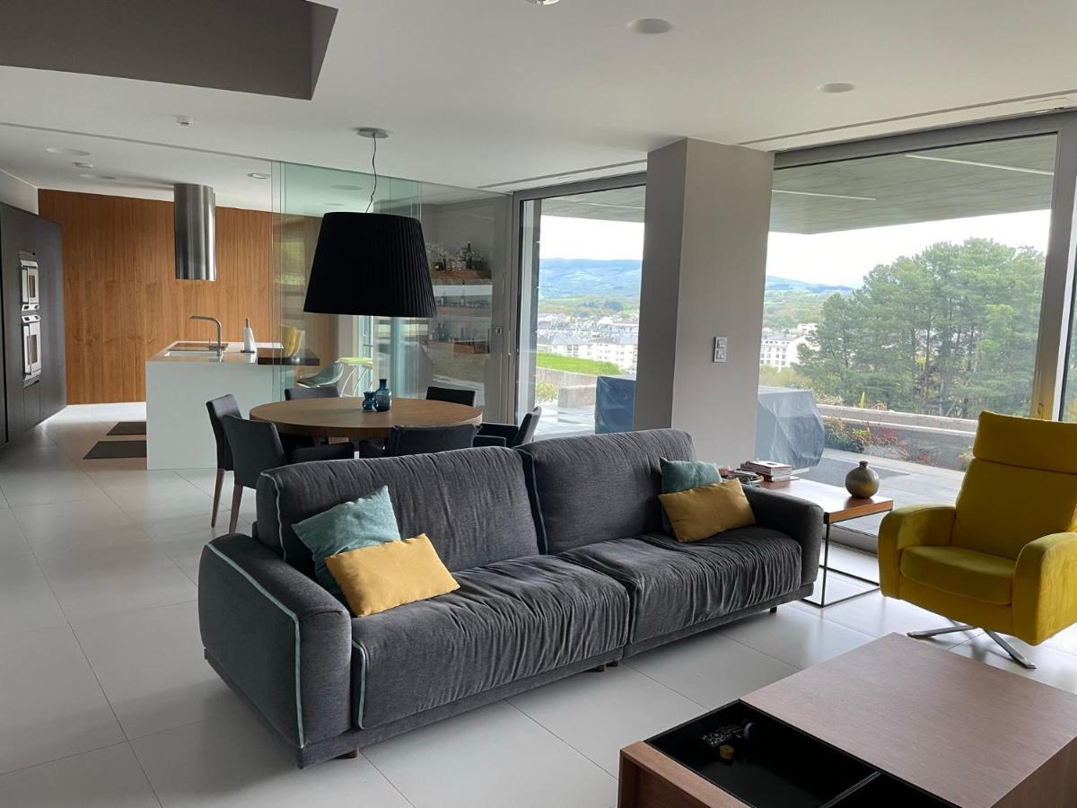 Tres Prismas Exclusive Villa ซาร์เรีย ภายนอก รูปภาพ